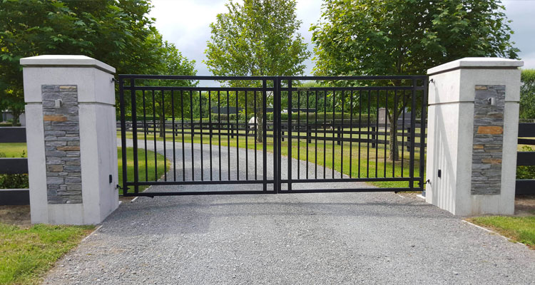 Electric Driveway Gate Installation in Toluca Lake